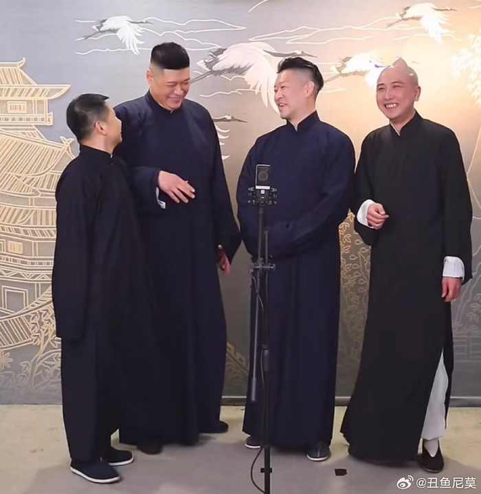 就在刚刚，郭德纲昔日的四大弟子曹云金、刘云天、何云伟、潘云侠……__财经头条__新浪财经