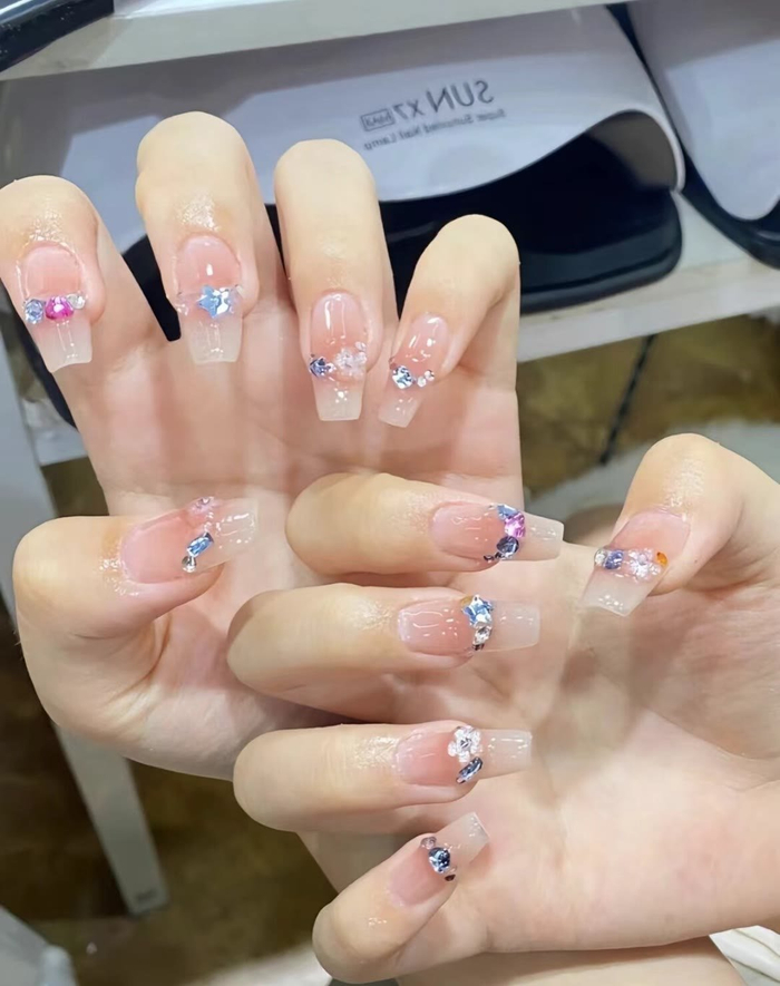 2024超好看超仙显白的过年美甲仙女必备太好看了