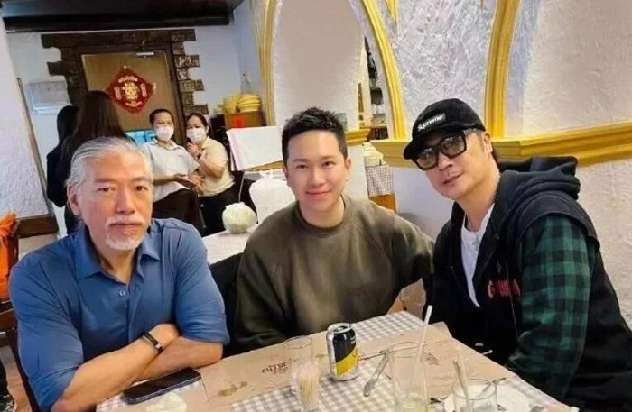 59岁张耀扬近况曝光,体格依旧健硕,网友赞:老了还是帅|庄韵澄|乌鸦|有型|椎间盘|古惑仔_新浪新闻