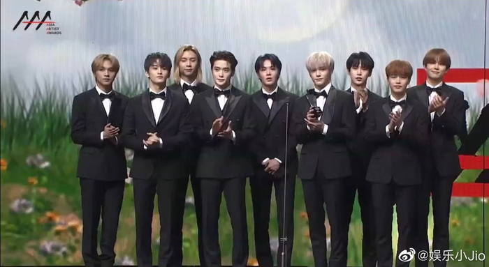 2020aaa颁奖礼歌手部门最佳艺人奖,太恭喜了,终于等到今天了