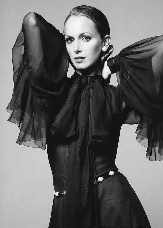 百年时尚品牌迪奥背后的历代设计师