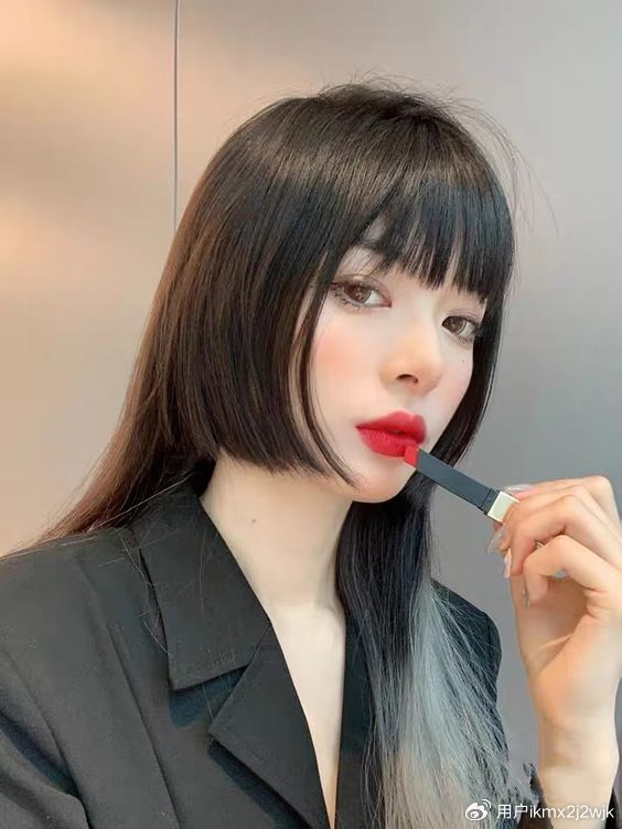 女人发型不知怎么剪?那就试试公主切,时尚还有回头率|修饰|染发|短发|长发|脸部_新浪新闻