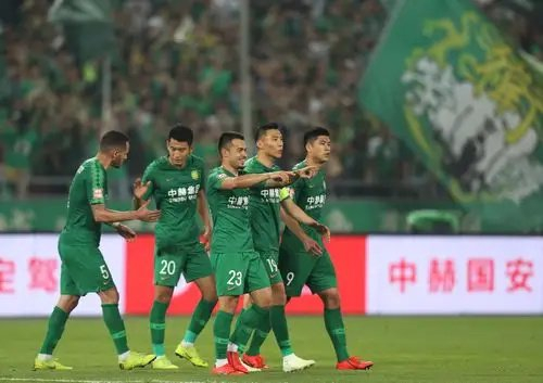 官宣，国安新帅上任，谢晖无缘，48岁，西班牙人，两名宿助阵