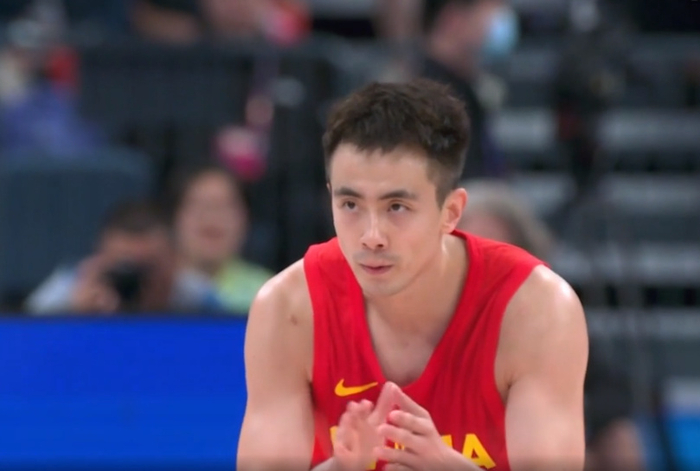 赵继伟落泪挠头说出男篮最大问题姚明难以解决周琦无能为力