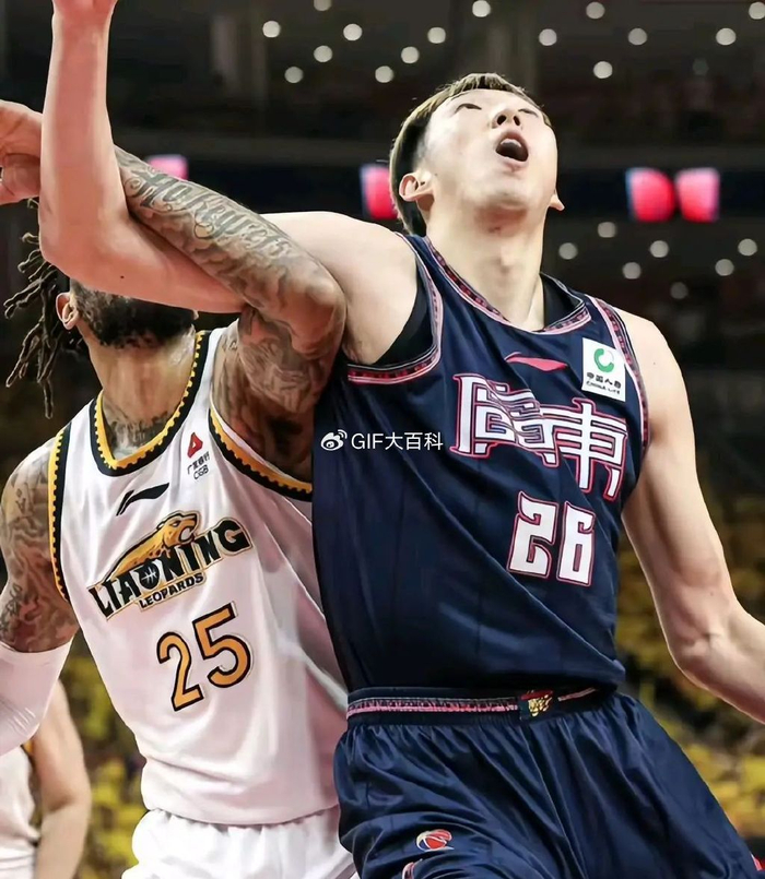 周琦因腰伤复发,将缺席辽宁男篮生死战,季后赛场均16.2分12篮板