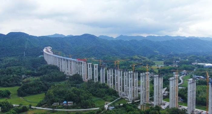 渝遂复线高速公路节点图片