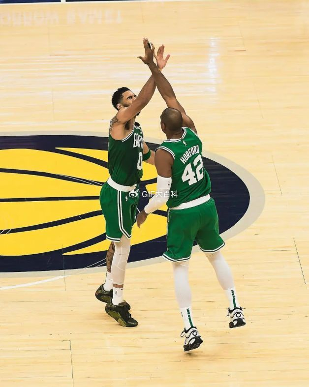 霍福德火力全开,单场7记三分球创纪录,凯尔特人季后赛再下一城