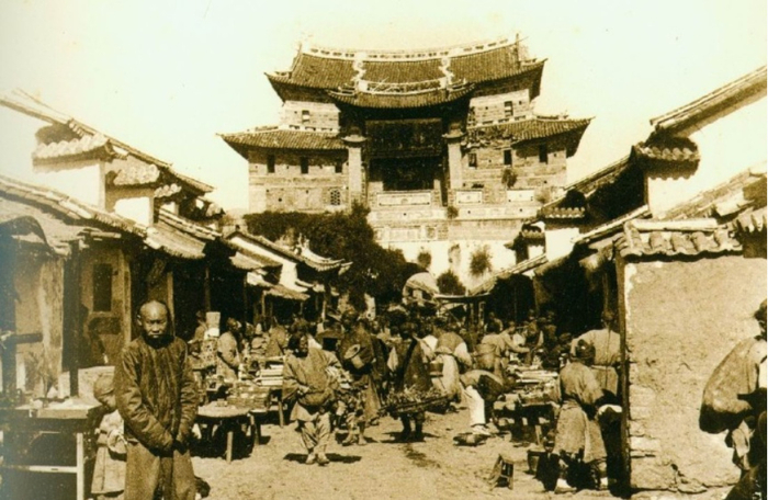 老照片:晚清时期的中国,古老建筑造型独特,十分精美