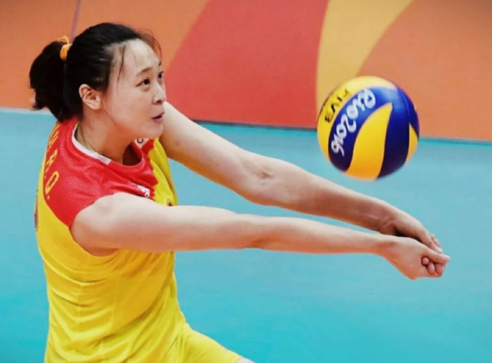 前女排队长惠若琪近照结婚生子后身材丰腴变圆润32岁越来越美