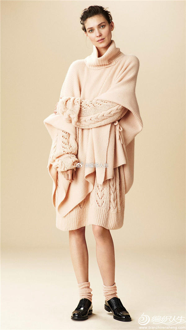 考究实用优雅钩织结合女装 , 大牌时装周走秀款针织服饰欣赏