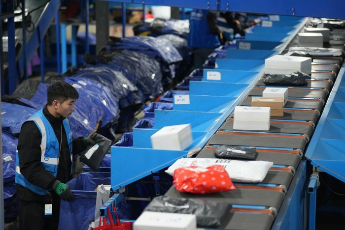 保定白沟新城前三季度快递业务量达186亿件