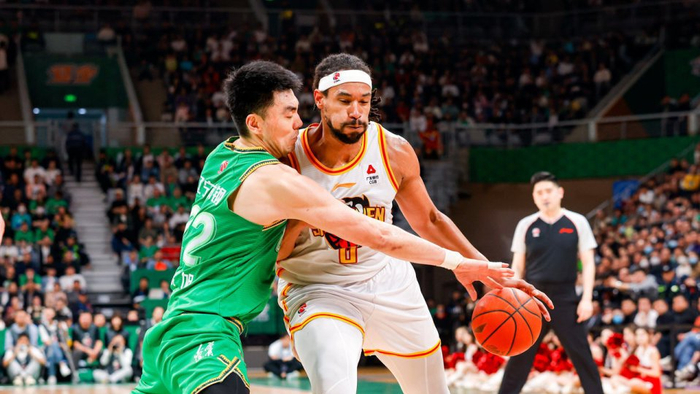 cba季后赛:辽宁37分大胜深圳1-0 赵继伟24 10新外援首秀9分|cba