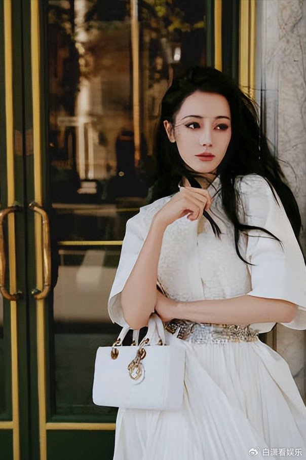 热巴|迪丽热巴|流量_新浪新闻