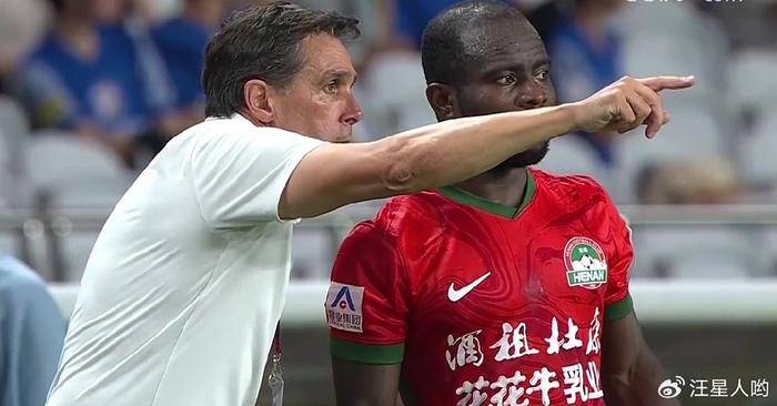 10-11！上海申花轰然倒下，止步足协杯，3度领先遭河南3度扳平