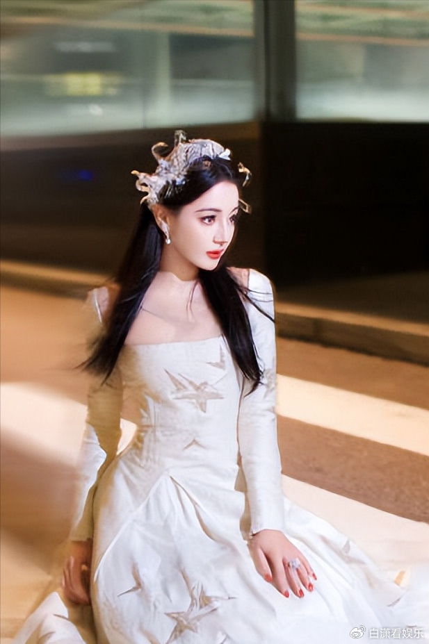 热巴|迪丽热巴|流量_新浪新闻