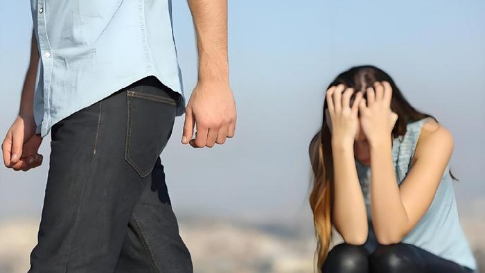 女人之所以过得不好，很大程度上是因为她在跟全世界较劲