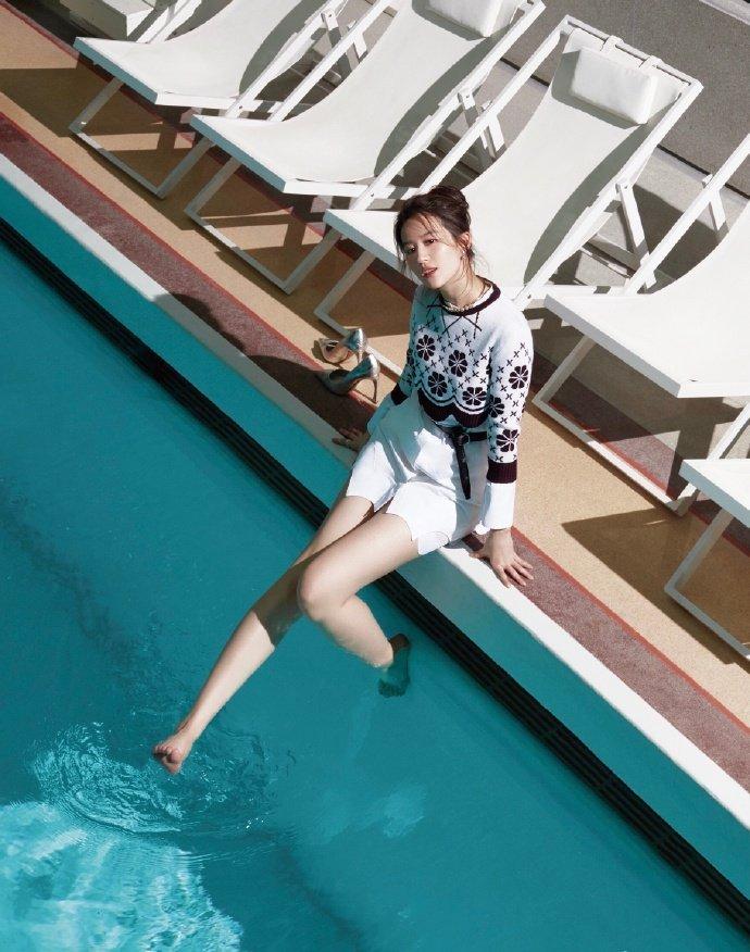 刘亦菲 2016年《红秀grazia》第245期封面,神仙姐姐泳池大片