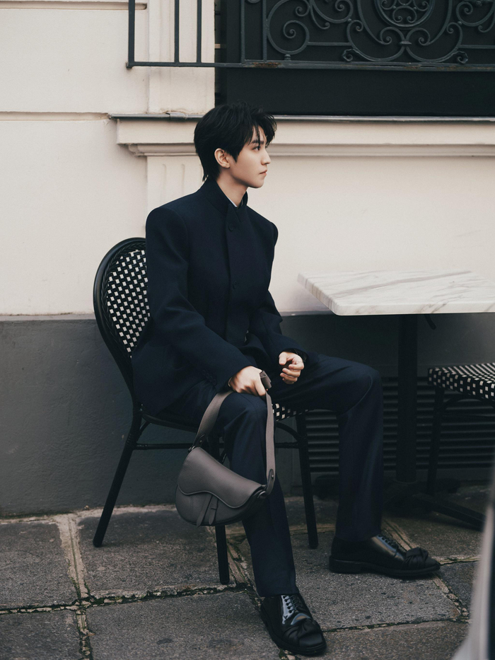 套装|dior|王俊凯
