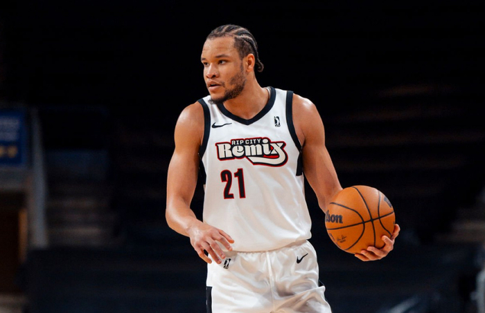 爆锤勇士二队！昔日乐透秀接下来还有机会重返NBA赛场吗？|诺克斯|波特兰开拓者队|金州勇士队|NBA常规赛|NBA发展联盟_新浪体育_新浪新闻