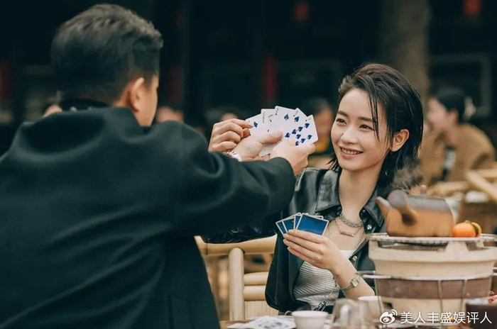 柳柳对孟云的救赎:他不再是"荒诞的人"