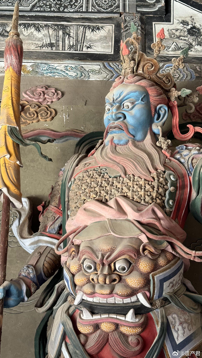 长治观音堂新塑的四大天王像,彩塑制作工艺在山西传承数千年没有断代