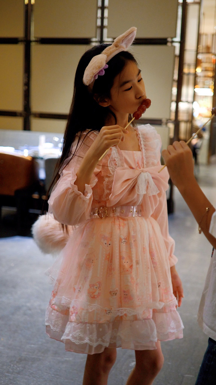 我家玲娜贝儿潼大长腿就是宇宙无敌美少女