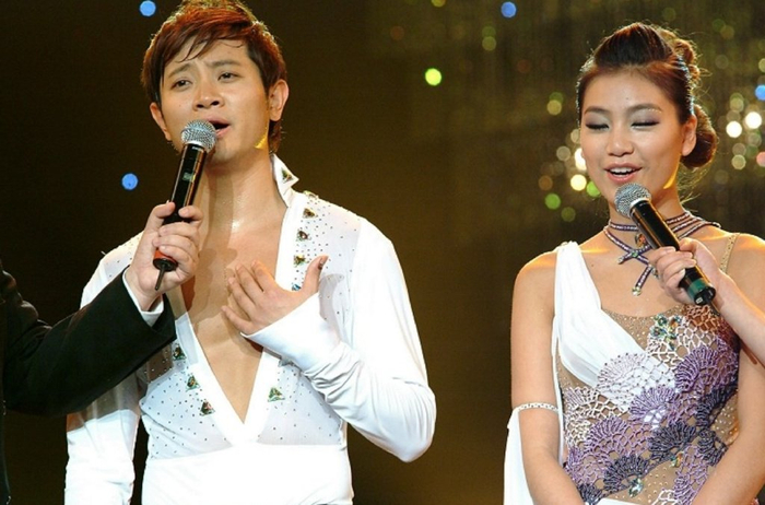 女方年轻肤白貌美,但评论区一片尴尬|倪睿思|罗中旭|罗紫琳_新浪新闻