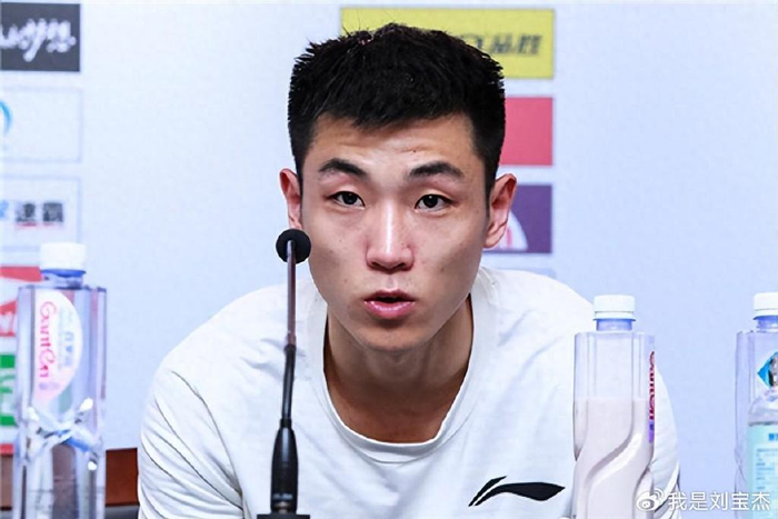 花2500万购买开出顶薪合同!高诗岩如今去向成迷,俱乐部该说话了__财经