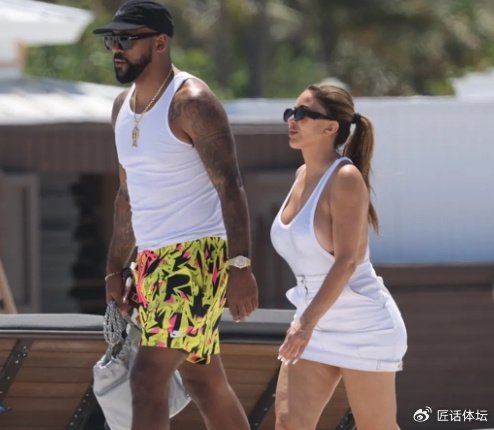 痴男怨女!皮蓬前妻与乔丹儿子疑复合,两人被拍在海滩约会|马库斯|拉尔