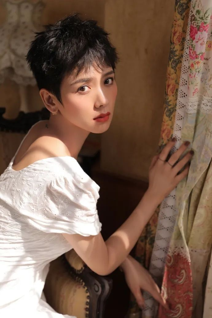 白百何新老公曝光,前妻是张继科现女友|白百何|张思麟|白姐_新浪新闻