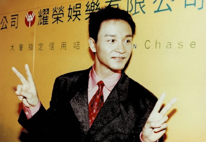 《春光乍泄》:开机后,张国荣和梁朝伟才发现王家卫是个大骗子|张国荣