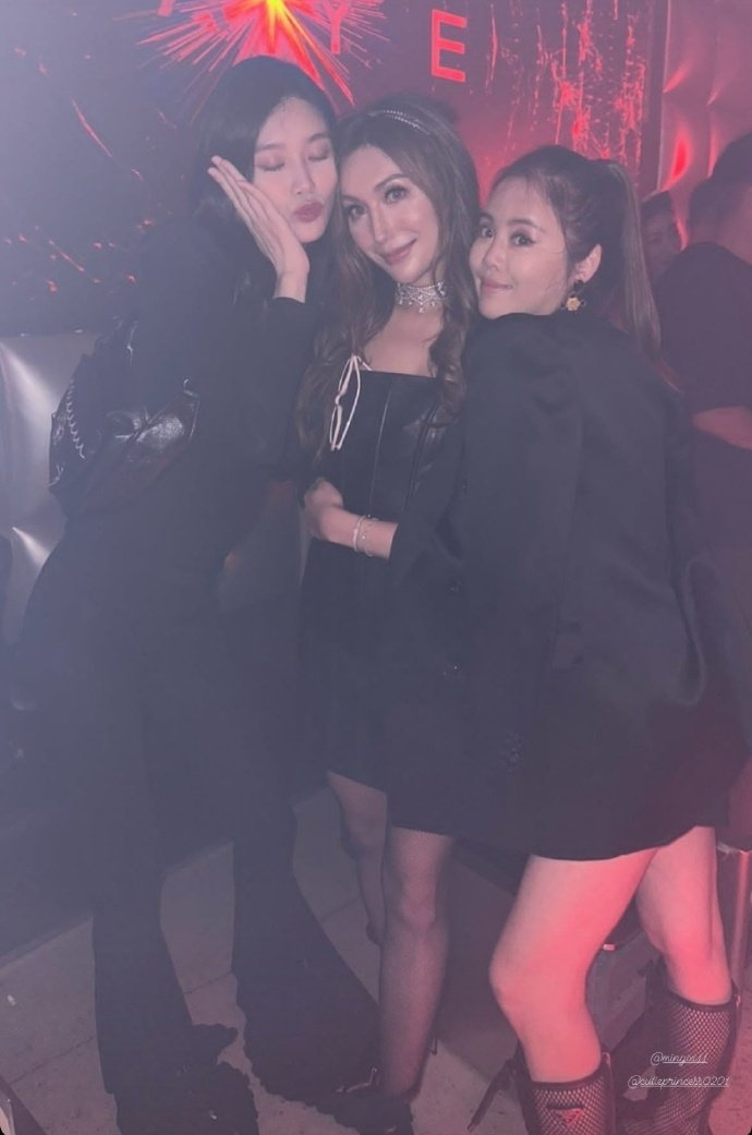 何锶珩庆生,何超琼,林心儿,李家彤前来祝贺,奚