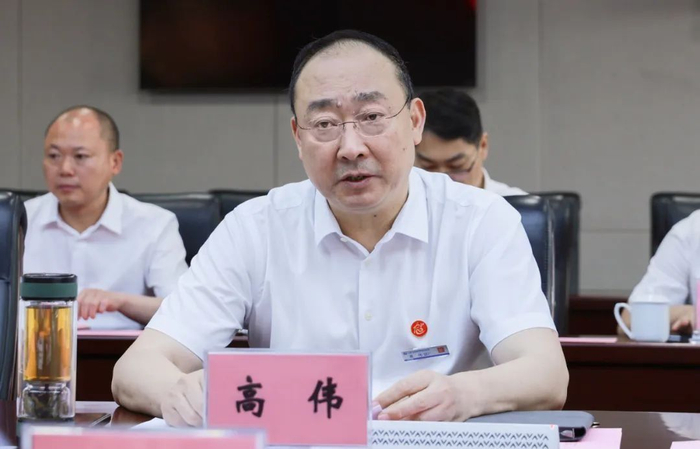 中铁隧道局党委书记,董事长高伟和云南交投集团党委书记,董事长迟中华