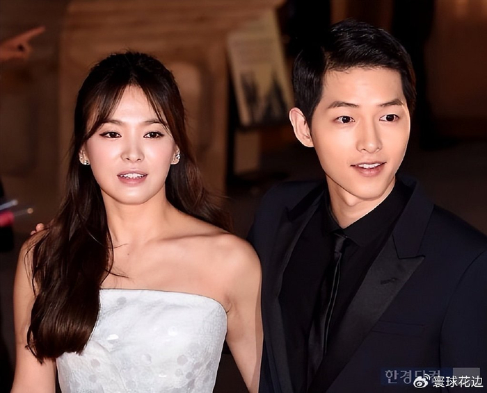 韩国娱乐圈4对让人惋惜的「分手情侣档」|尹启相|李荷妮|柳俊烈_新浪