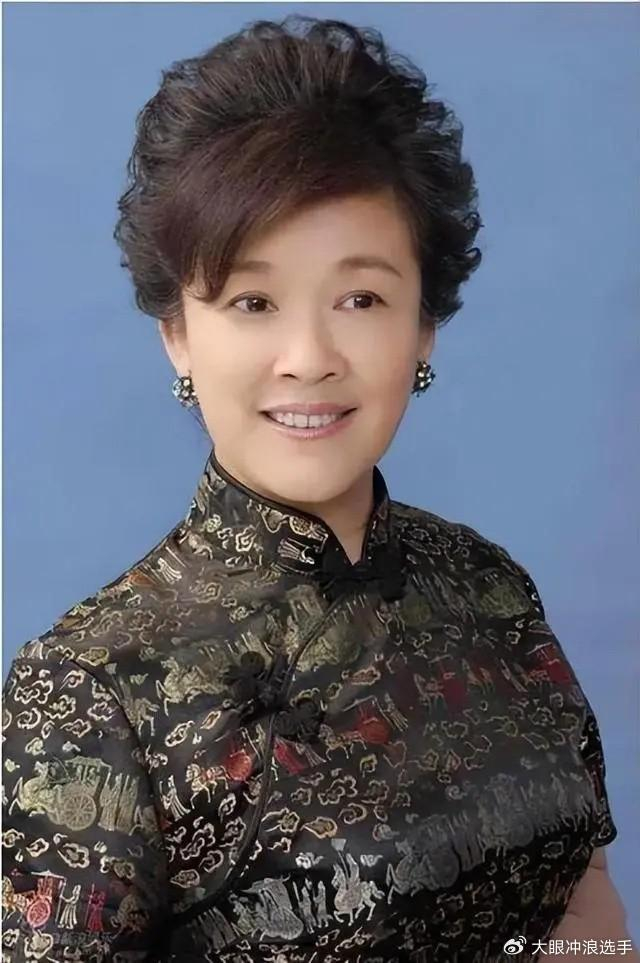 孙维熙与妻子宋春丽丁克44年67岁当爷爷的年纪当了爸爸