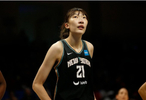  WNBA：韩旭首次0+0+0+0+0 自由人遭压哨丢绝杀丢联盟第一