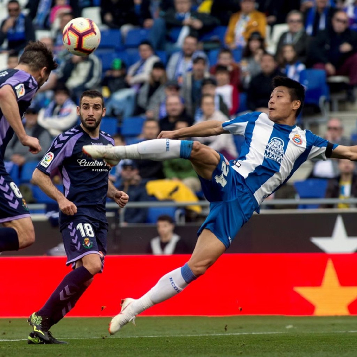 从2015年至今,nike mercurial"刺客"足球鞋陪伴武磊走过了8年时间,近