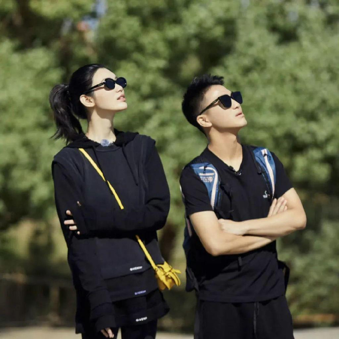 迪丽热巴生过孩子?何猷君有私生子?小s被家暴?__财经头条