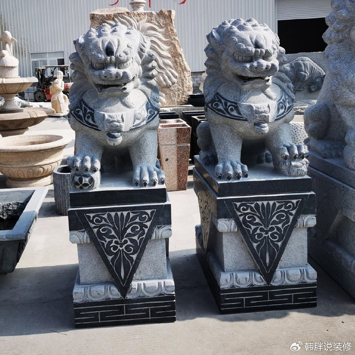 三,石狮子