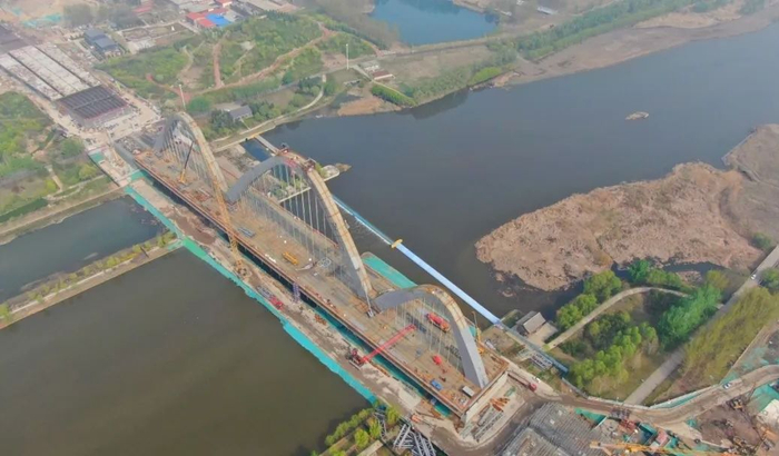 据悉,河汾一路跨汾河大桥工程位于临汾市快速中环北段,为河汾一路