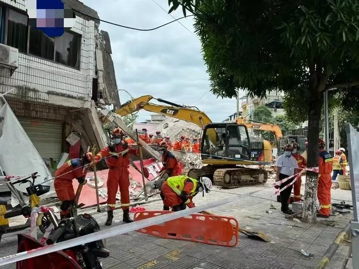 广西龙州县房屋倒塌致2人身亡  刘宁蓝天立批示