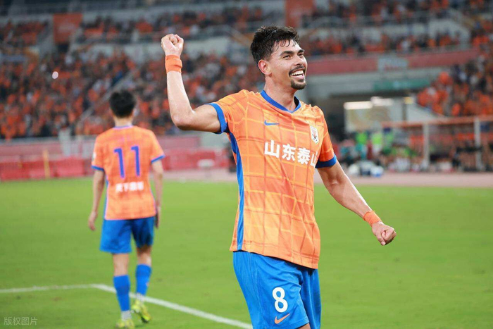 瓦科跟鲁能续约进展并不顺利！双方还需要商讨相关细节，引发热议