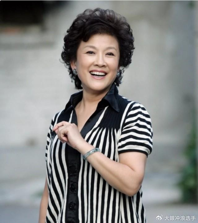 孙维熙:与妻子宋春丽丁克44年,67岁当爷爷的年纪当了爸爸|百花奖|中国电影金鸡奖金鸡奖|飞天奖|人世间|金鸡百花电影节_新浪新闻