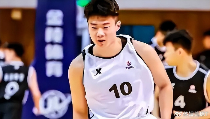 19岁赵睿23分王薪凯成大腿刘维伟批评外援