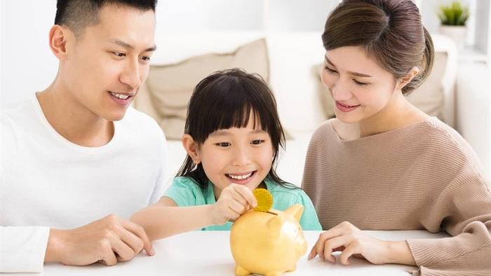 孩子对钱没概念，以为手机可以买万物：培养孩子的财商势在必行