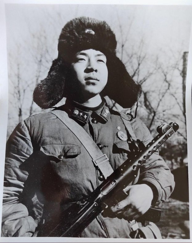 中国梦·雷锋美-关爱困境青少年学生公益活动