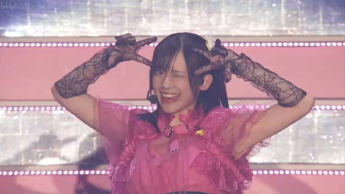 高桥李依227生日