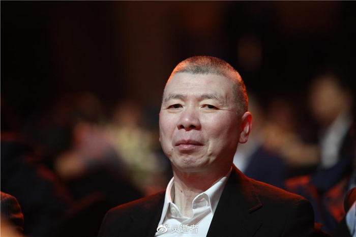 中国最具影响力的10位导演,以及他们的代表作品|国际电影节|中国电影|冯小刚|李安|张艺谋_新浪新闻