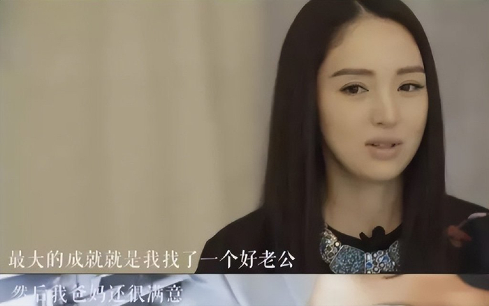 当年,高云翔打造的形象,就是这么一个打着灯笼都难找的十全好男人.
