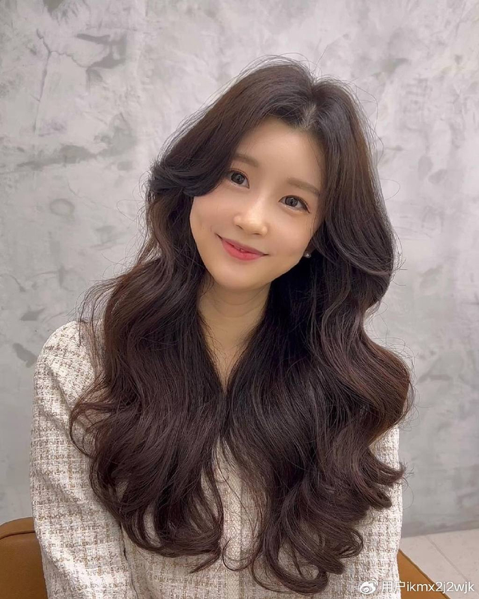 这三种很不赖,蓬松瘦脸显气质|发型|大波浪|瘦脸_新浪新闻